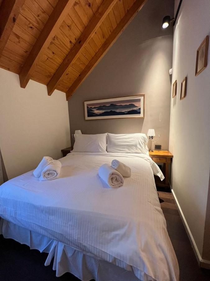 Apart Hotel Agua Escondida Сан-Мартін-де-лос-Андес Екстер'єр фото